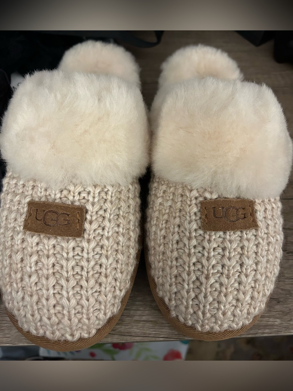 UGG Womans Cozy Knit Slippers in Cream
